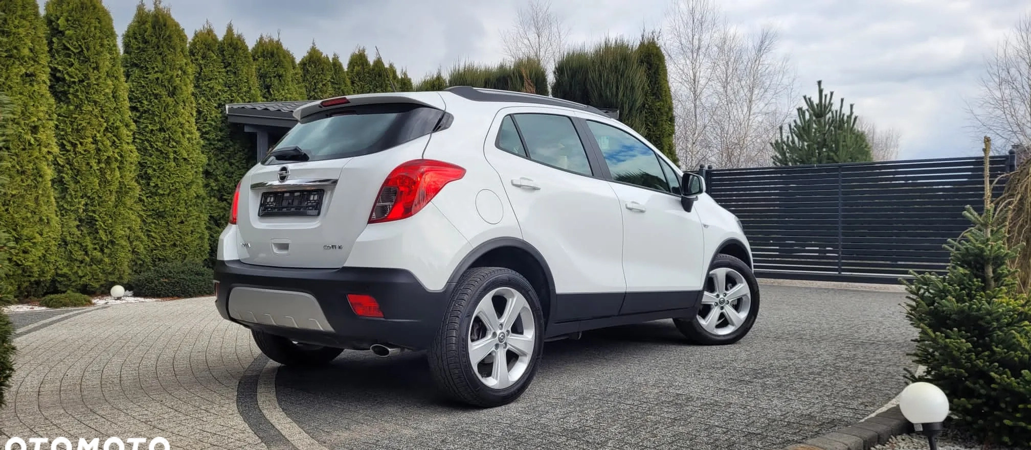 Opel Mokka cena 39900 przebieg: 135000, rok produkcji 2013 z Zamość małe 79